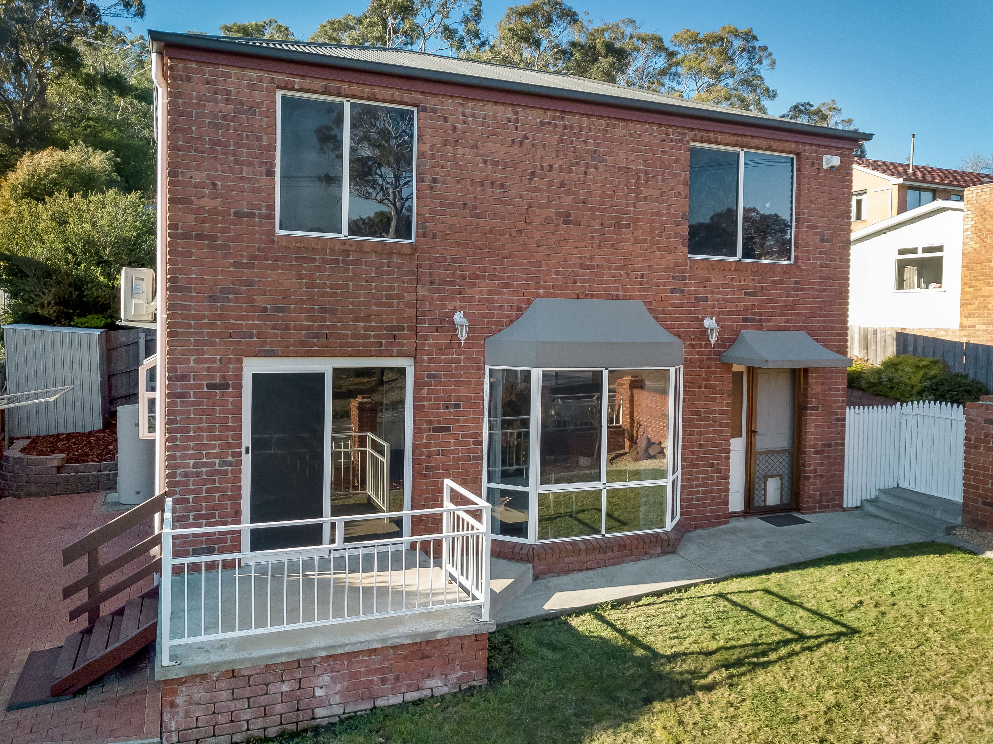 91 Gordons Hill Road, Lindisfarne TAS 7015, Lindisfarne - Thumbnail 2