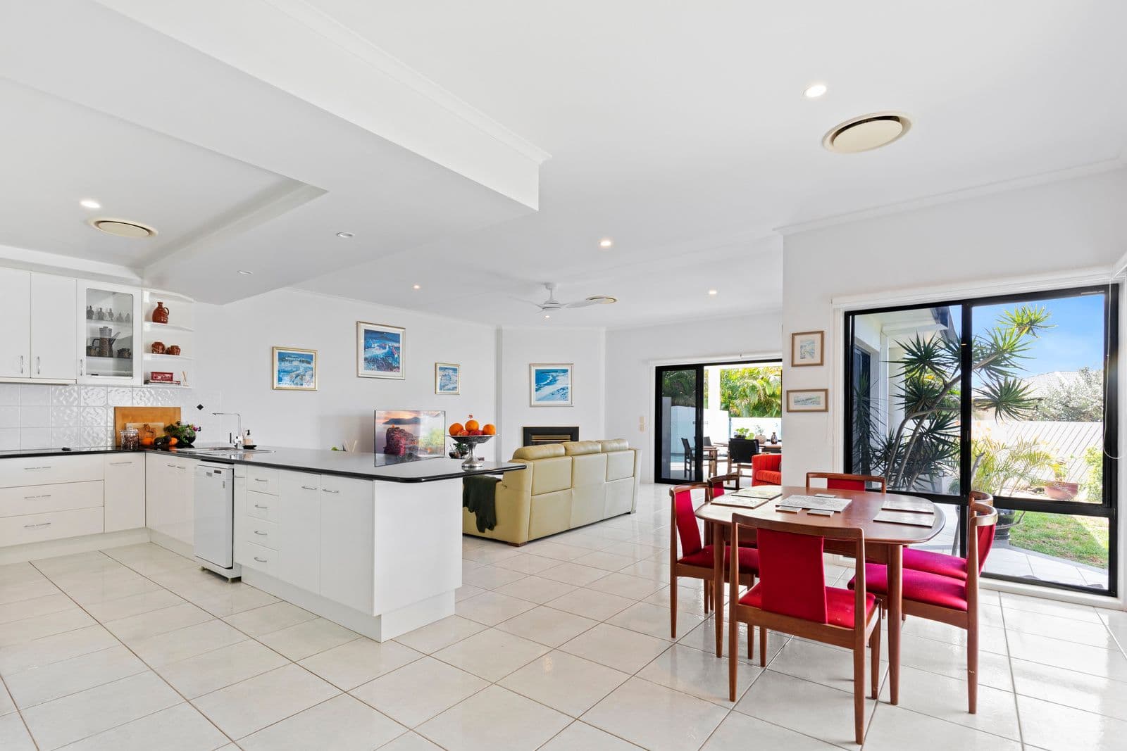 15 Harrow Close, Bridgeman Downs QLD 4035, Bridgeman Downs - Thumbnail 8
