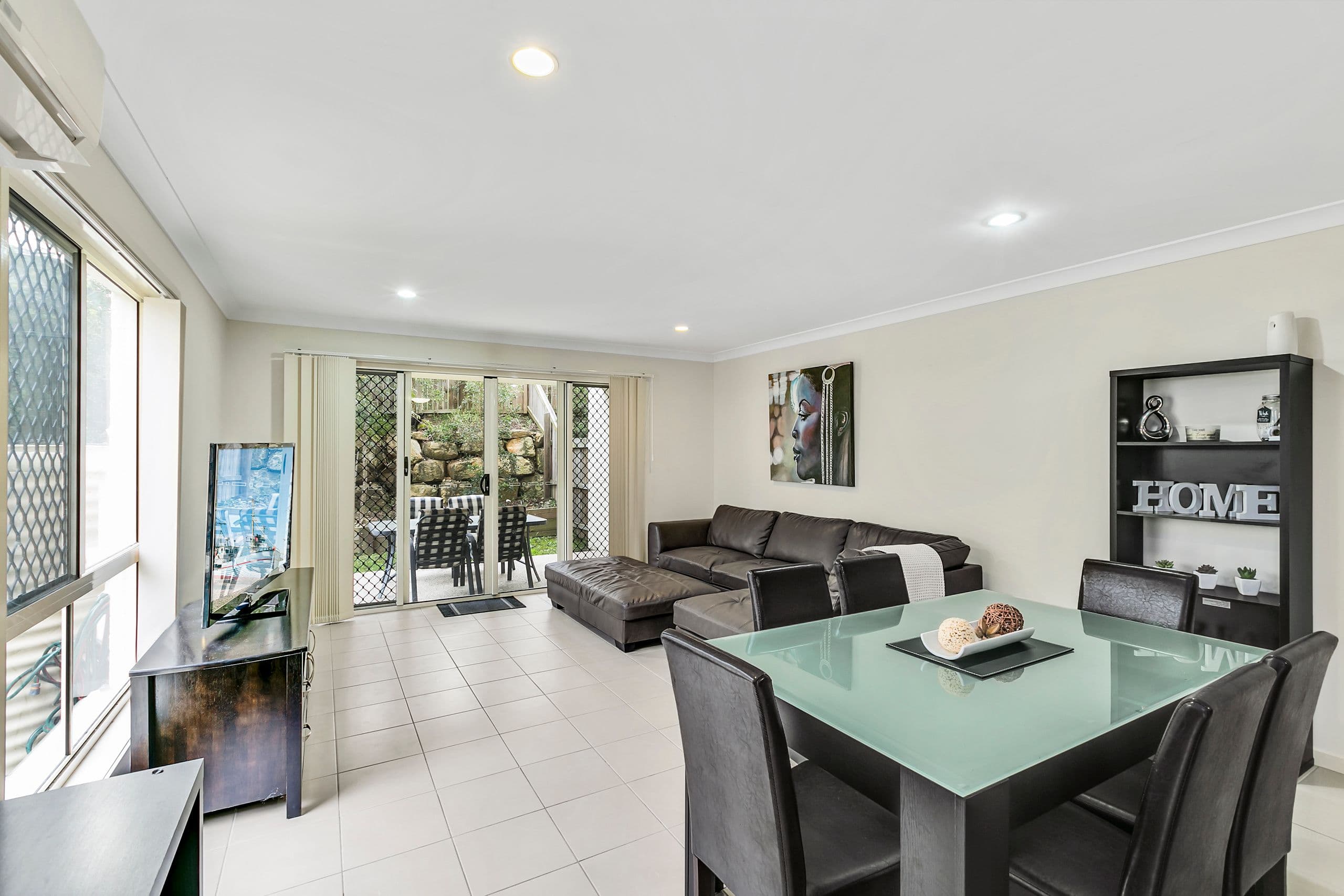 6 Michaels Promenade, Coomera QLD 4209, Coomera - Thumbnail 2