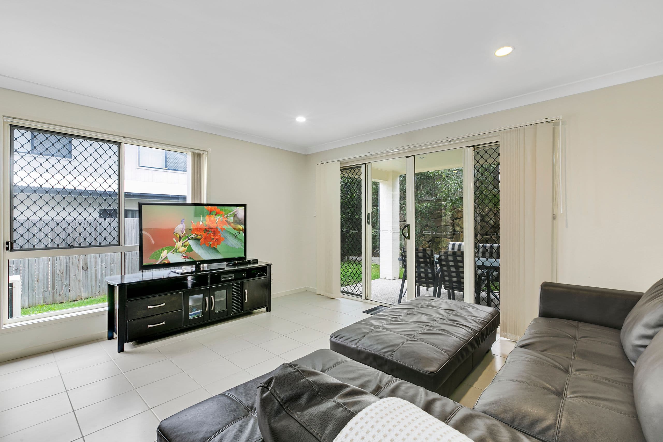 6 Michaels Promenade, Coomera QLD 4209, Coomera - Thumbnail 3