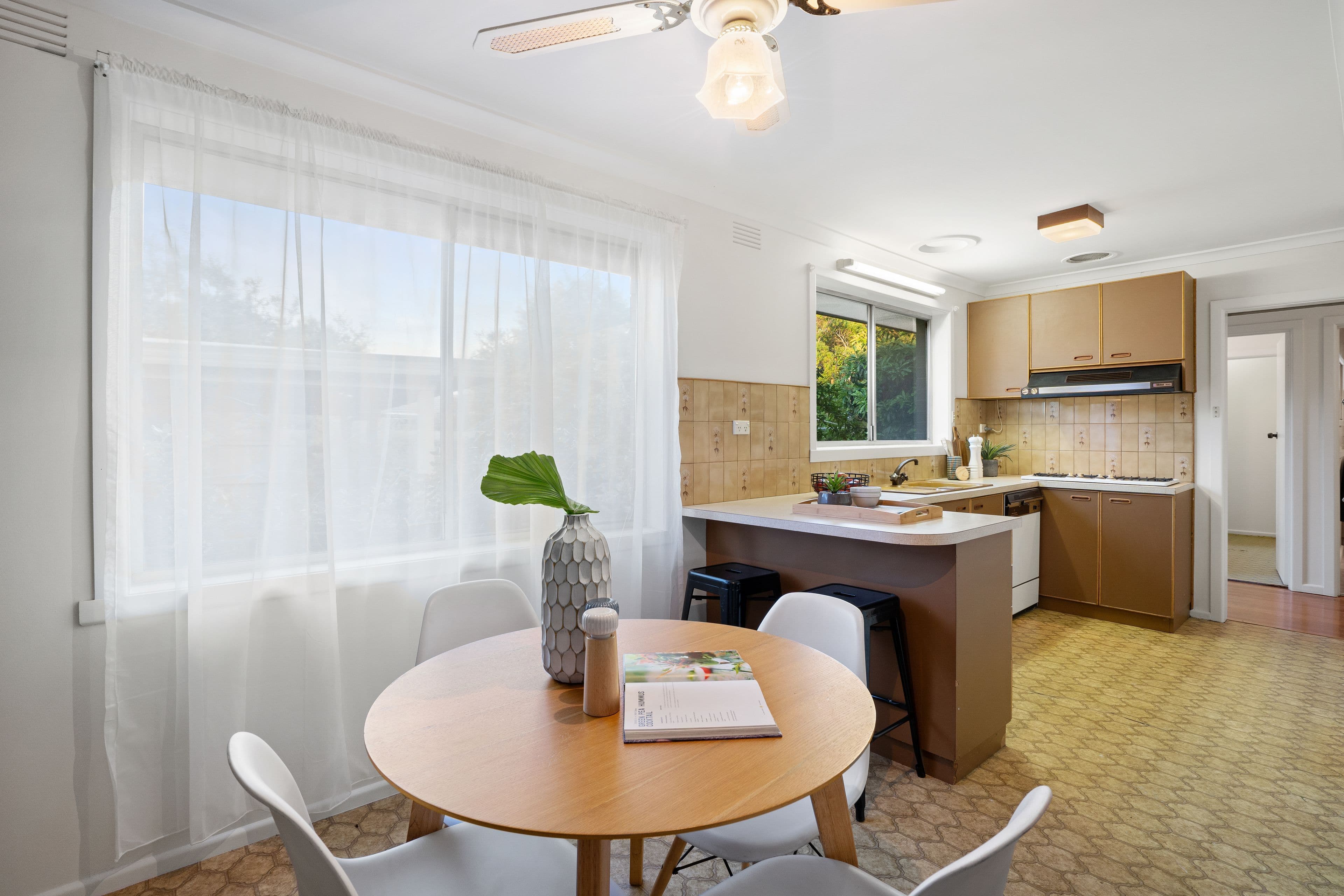 23 Windsor Crescent, Bundoora VIC 3083, Bundoora - Thumbnail 4