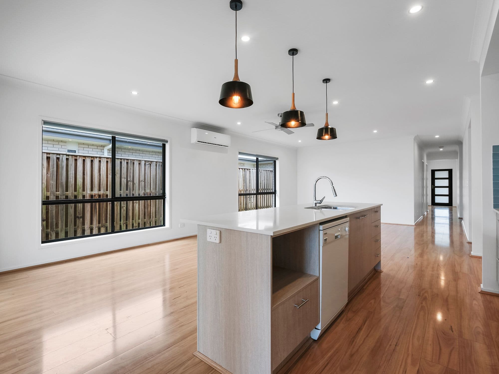 73 Vineyard Drive, Greenbank QLD 4124, Greenbank - Thumbnail 4