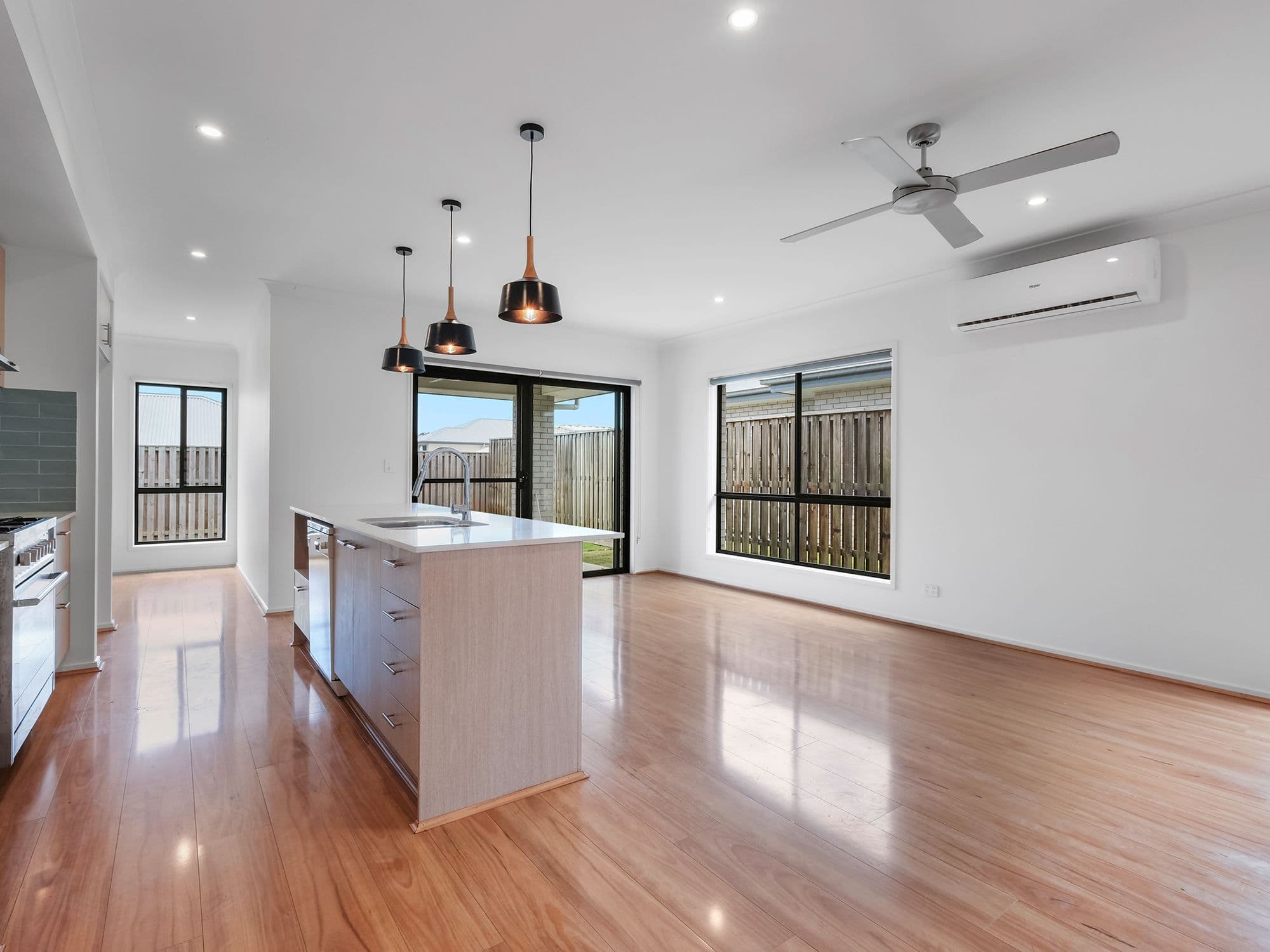 73 Vineyard Drive, Greenbank QLD 4124, Greenbank - Thumbnail 6