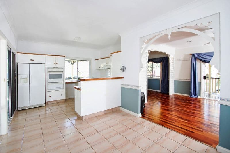 18 Barrier Place, FOREST LAKE QLD 4078, Forest Lake - Thumbnail 2