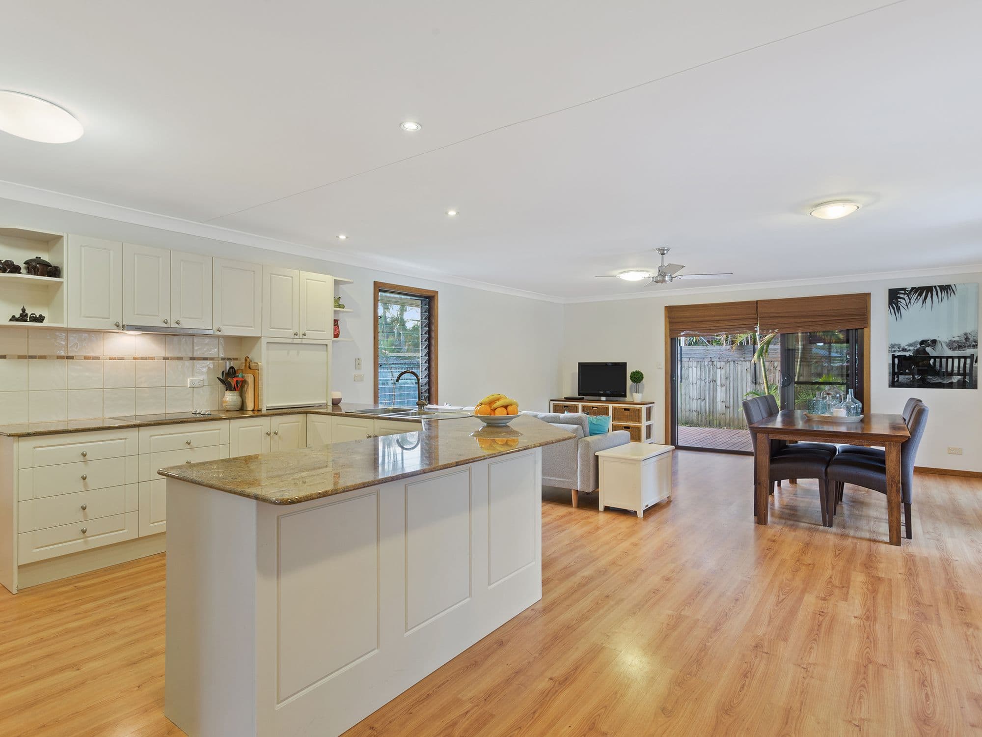 3 Colrene Drive, Nerang QLD 4211, Nerang - Thumbnail 4