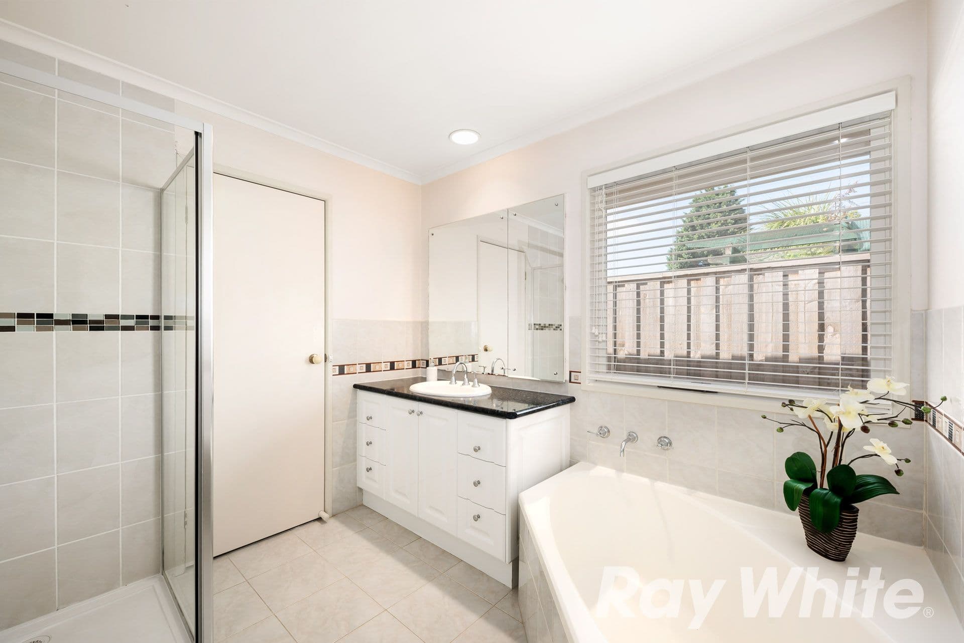 2 Giles Court, Mill Park VIC 3082, Mill Park - Thumbnail 6