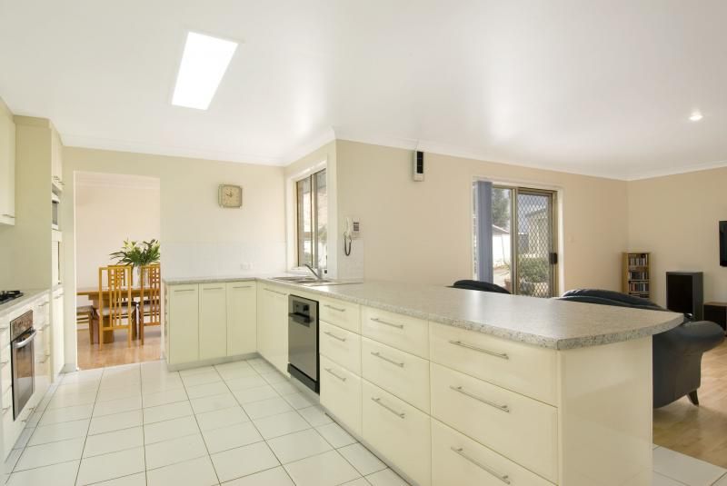 21 Calandra Avenue, Quakers Hill NSW 2763, Quakers Hill - Image 1