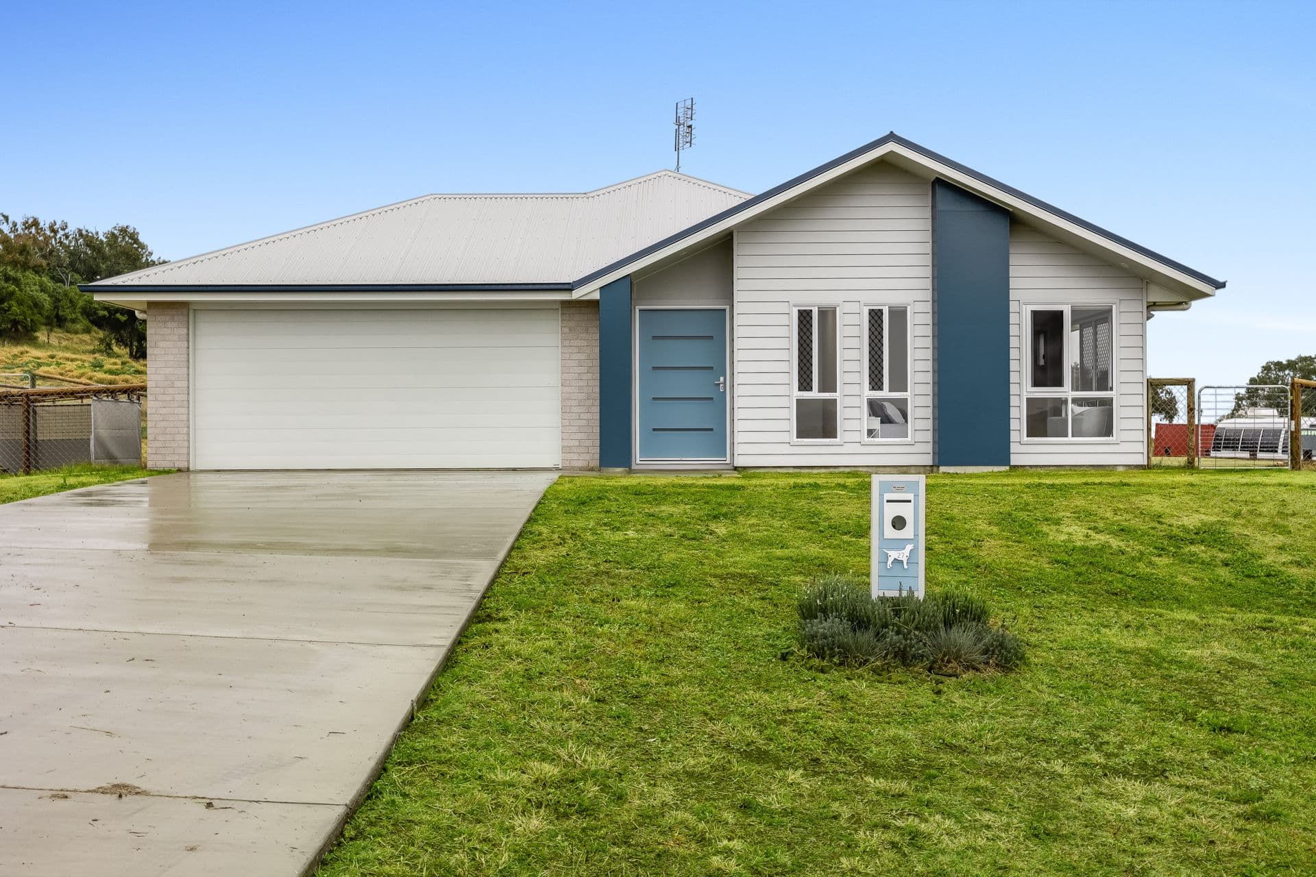 27 Southern Cross Drive, Kingsthorpe QLD 4400, Kingsthorpe - Image 1