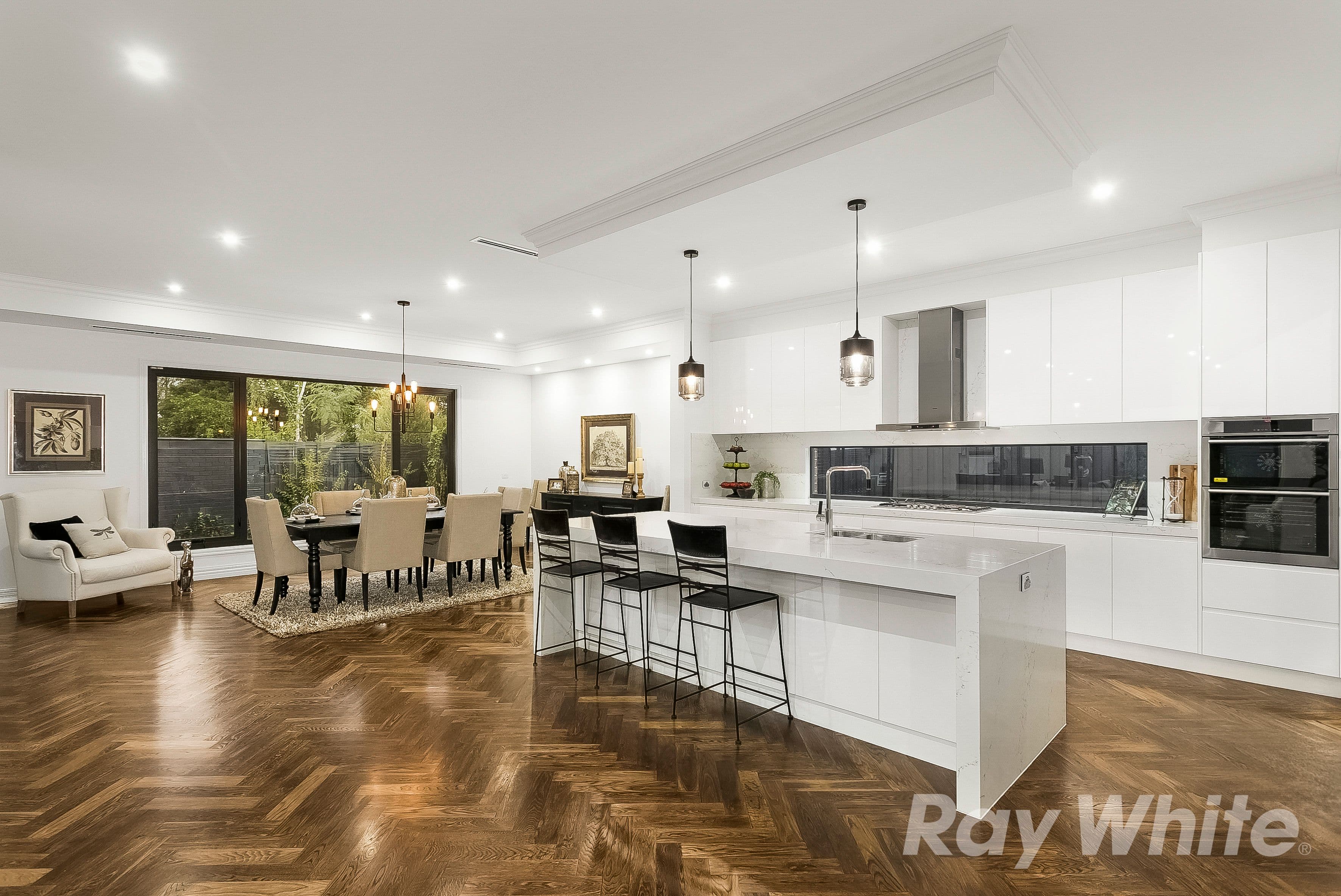 16 Amber Grove, Mount Waverley VIC 3149, Mount Waverley - Thumbnail 3