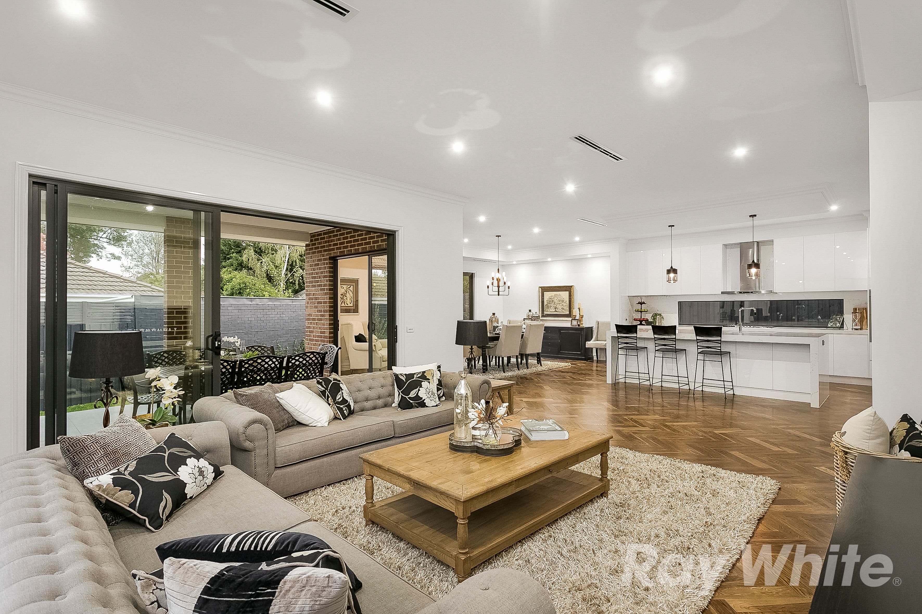16 Amber Grove, Mount Waverley VIC 3149, Mount Waverley - Thumbnail 4