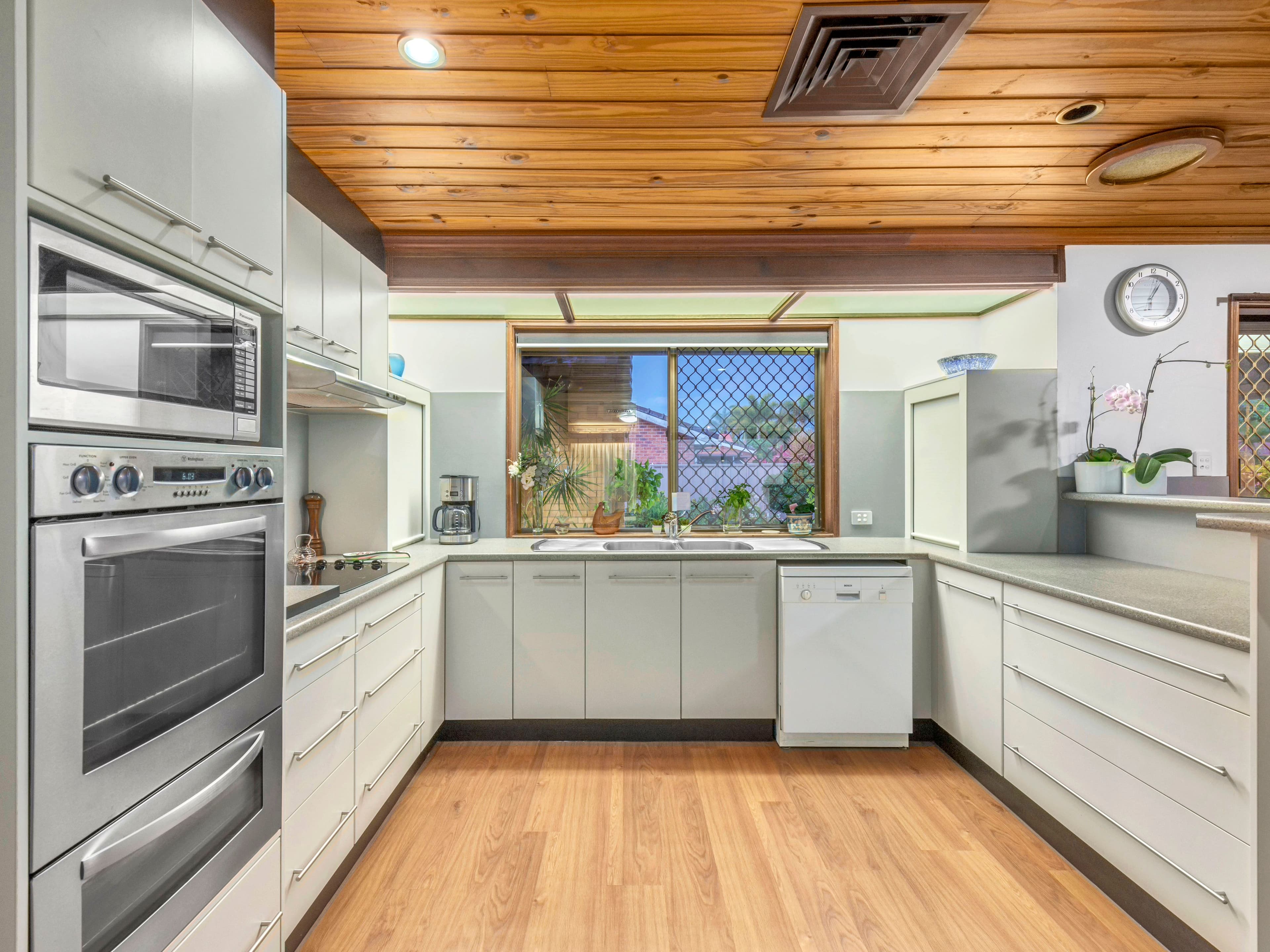 2 Betula Place, Sunnybank Hills QLD 4109, Sunnybank Hills - Thumbnail 3