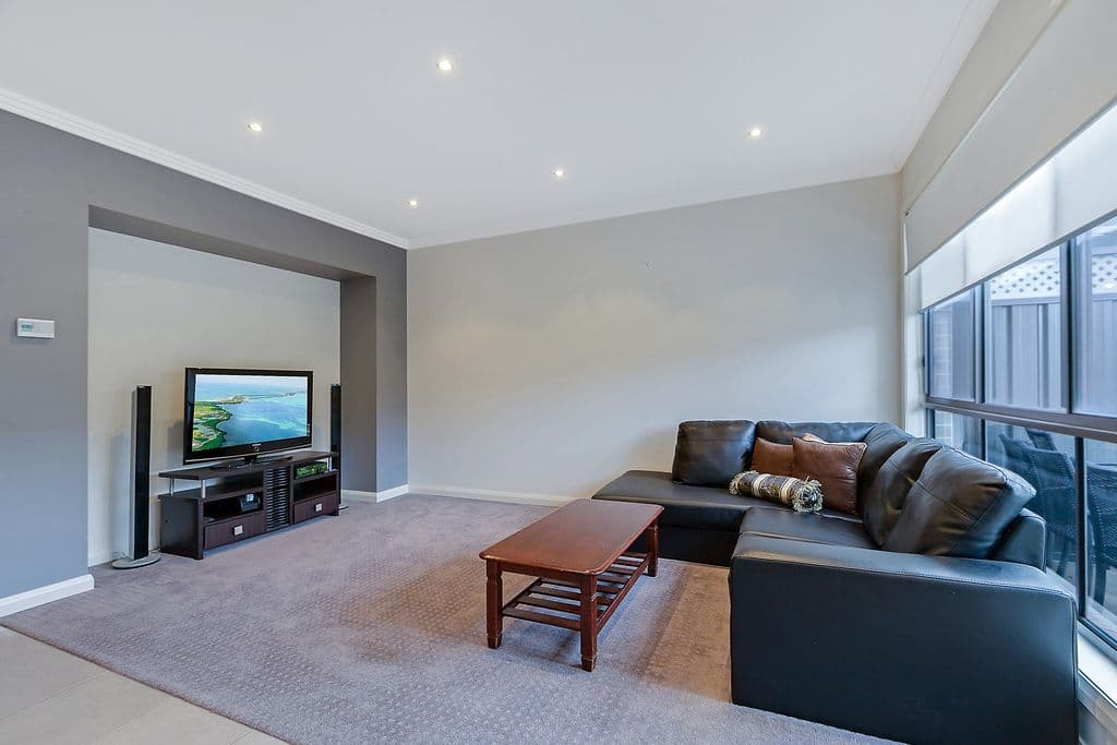 21 Knoll Walk, Epping VIC 3076, Epping - Thumbnail 7