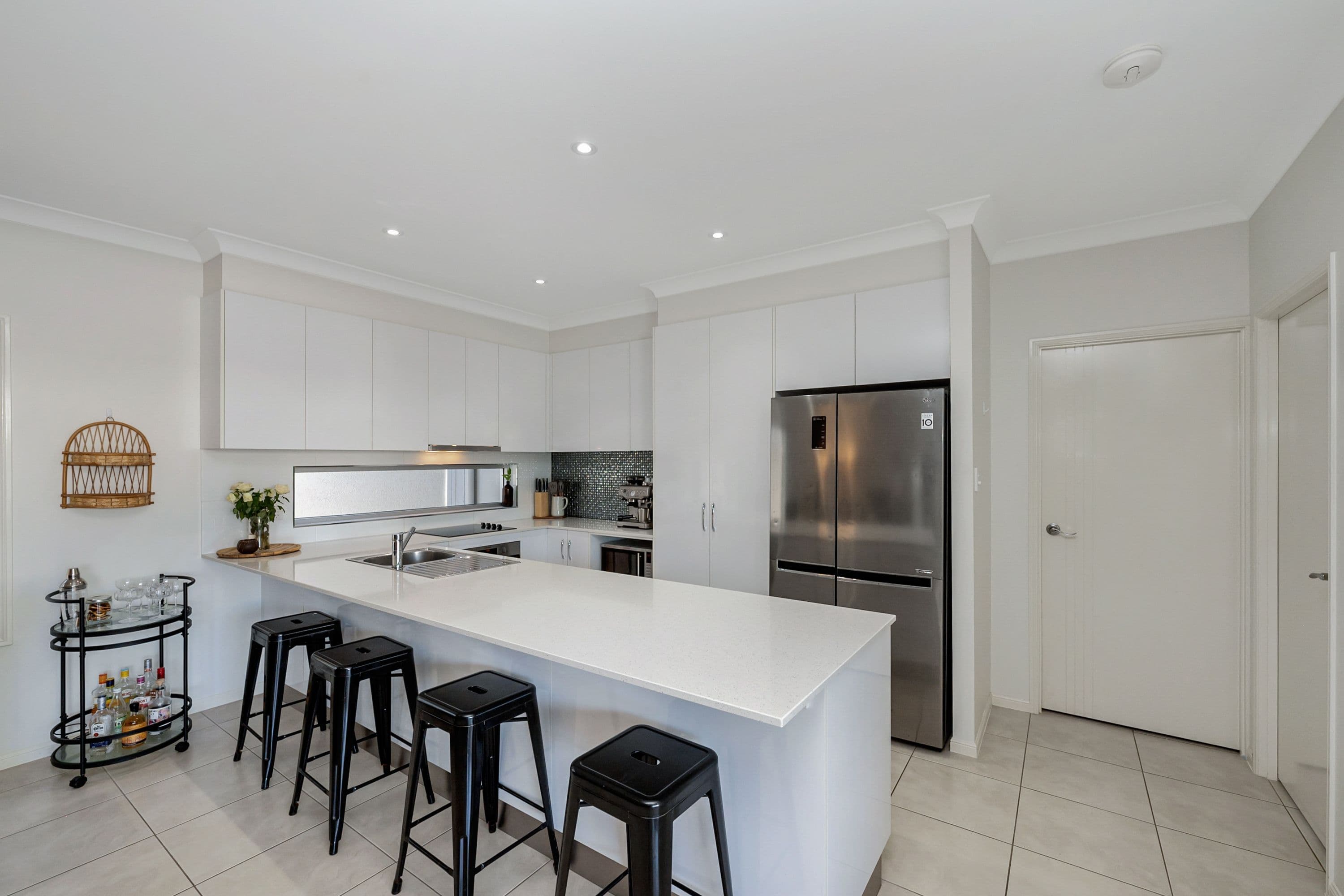 30 Lawrie Avenue, Oonoonba QLD 4811, Oonoonba - Thumbnail 2