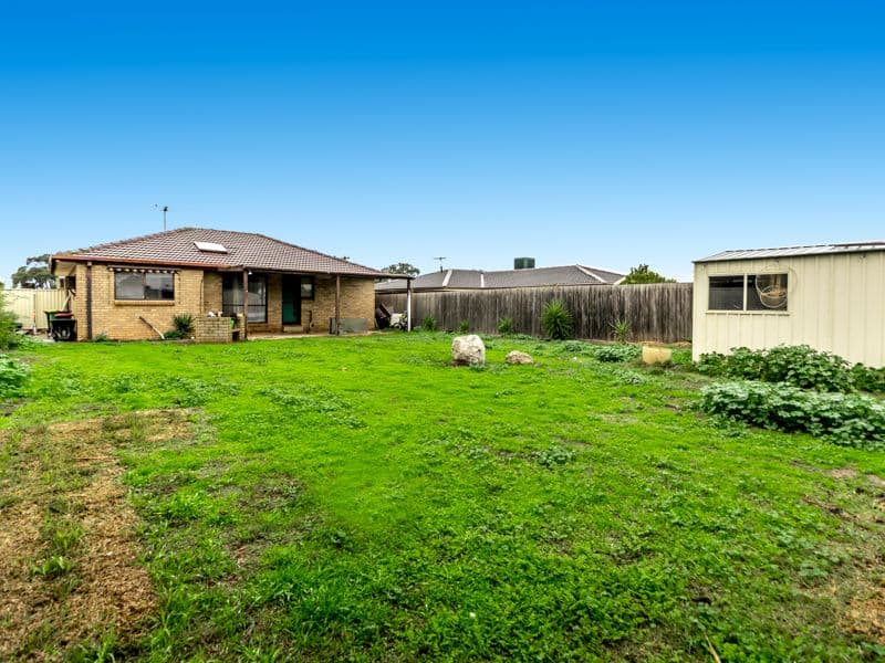 67 Blamey Drive, Melton South VIC 3338, Melton South - Thumbnail 8