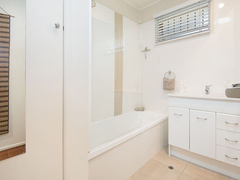 44 Clarence Road, KEDRON QLD 4031, Kedron - Thumbnail 7