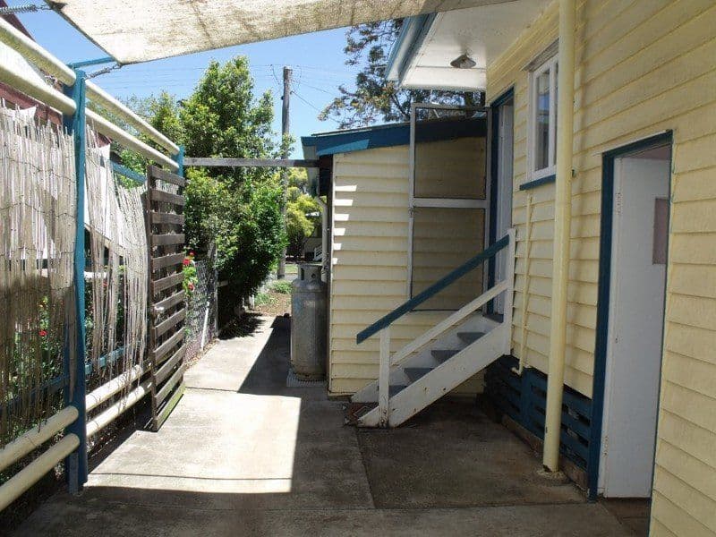 16 Knight Street, KINGAROY QLD 4610, Kingaroy - Thumbnail 5