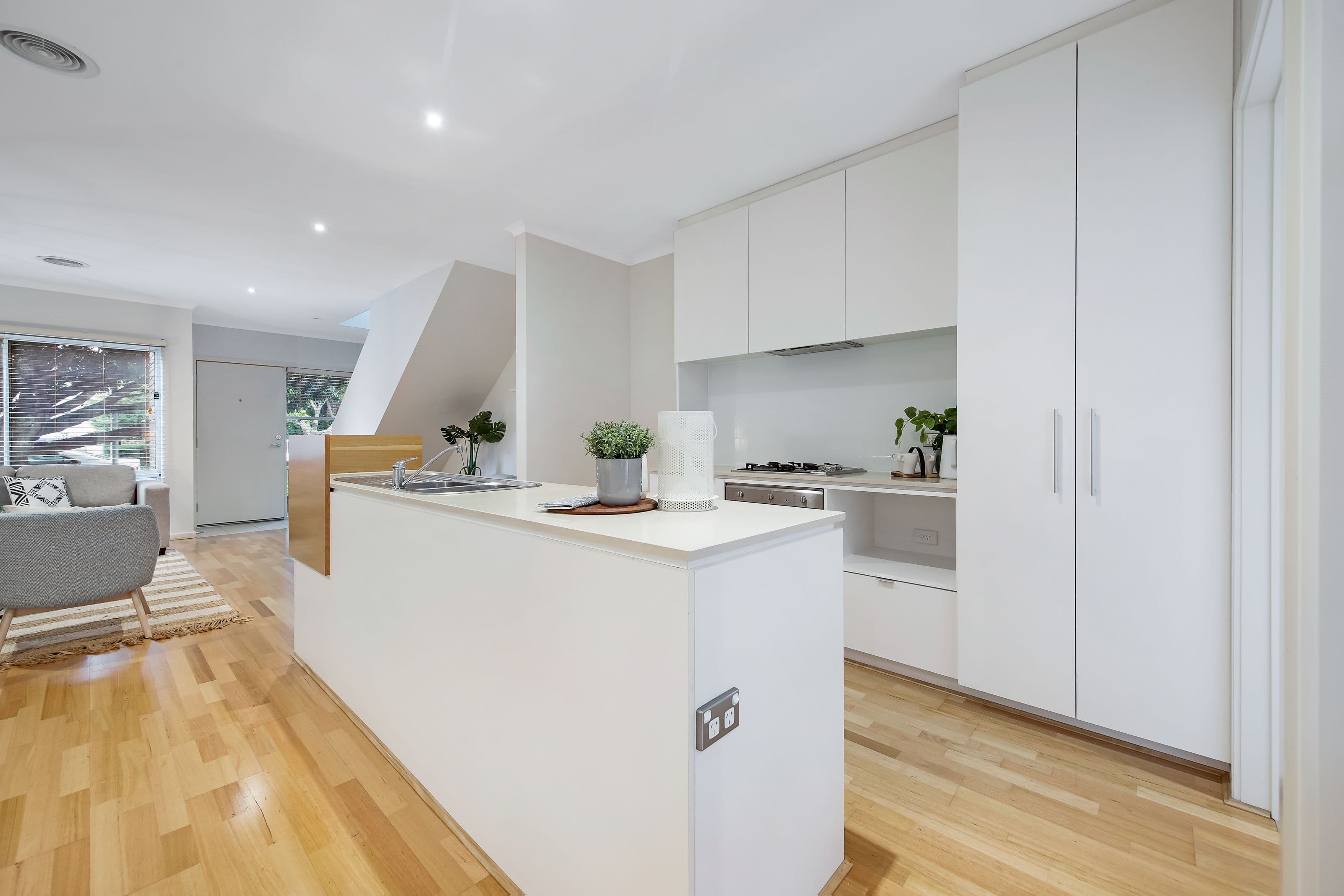 21 Southampton Drive, Mulgrave VIC 3170, Mulgrave - Thumbnail 4