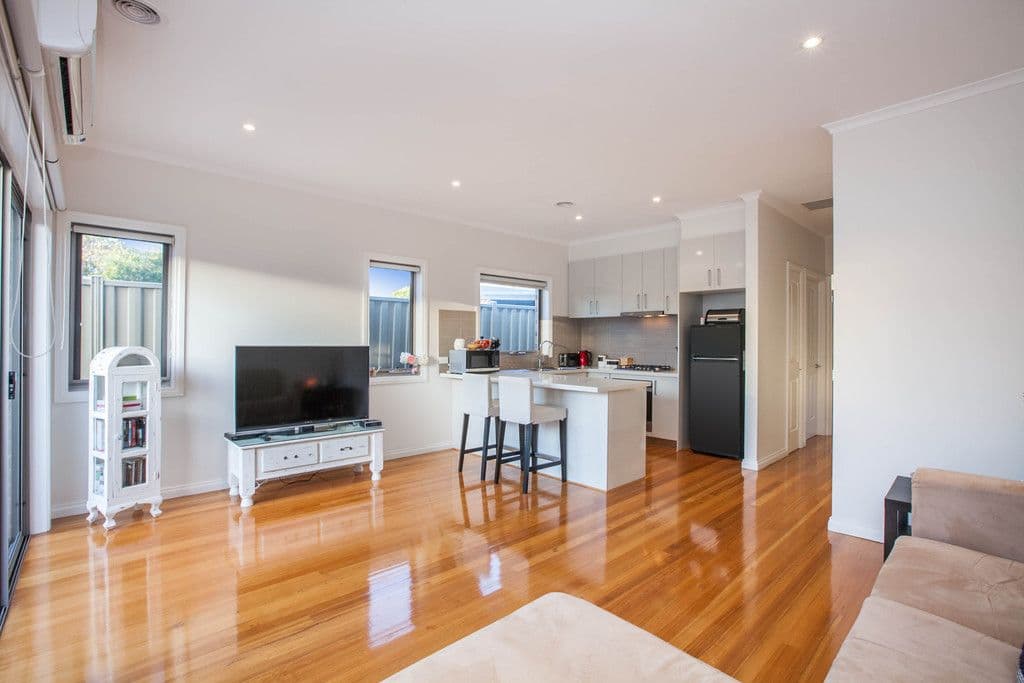 80 Miranda Road, Reservoir VIC 3073, Reservoir - Thumbnail 2