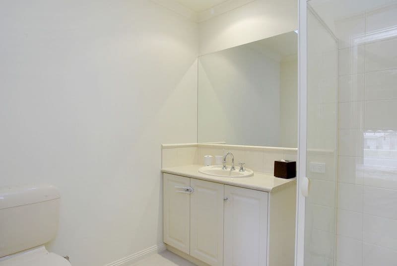 65 Rossack Drive, GROVEDALE VIC 3216, Grovedale - Thumbnail 5