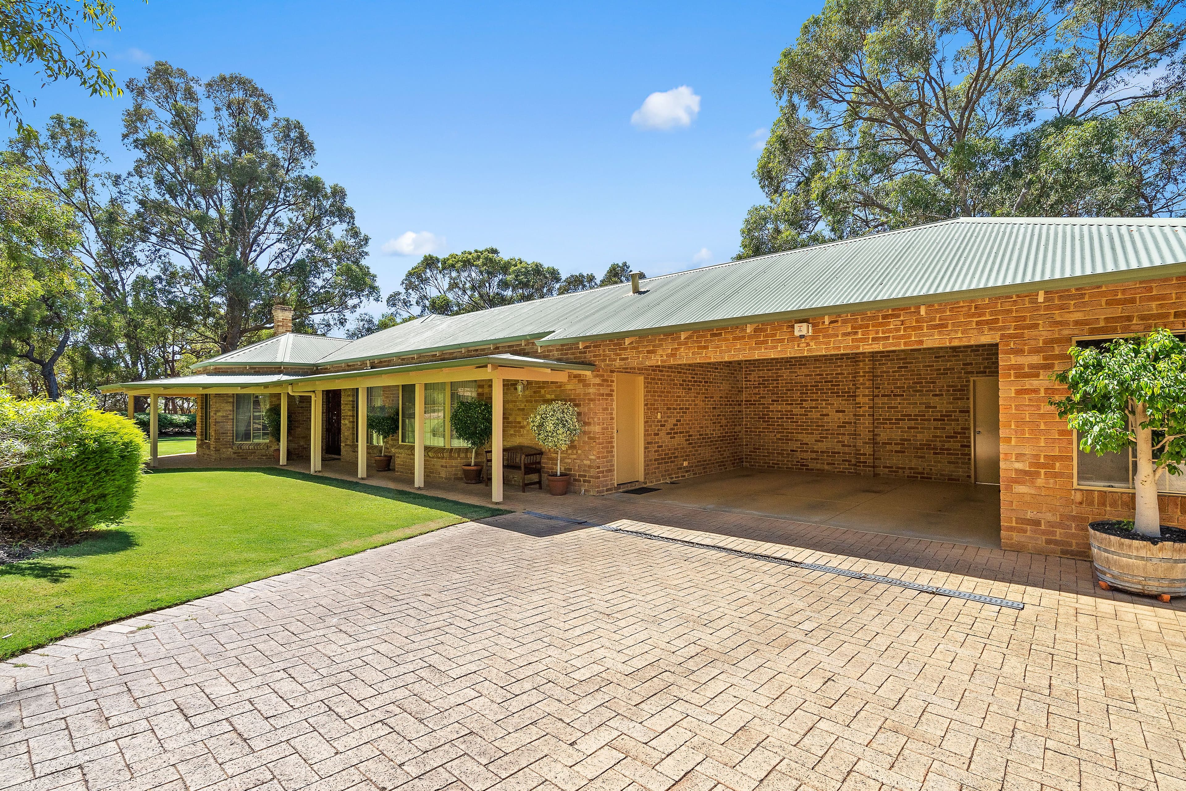 99 Casuarina Way, Wanneroo WA 6065, Wanneroo - Thumbnail 5
