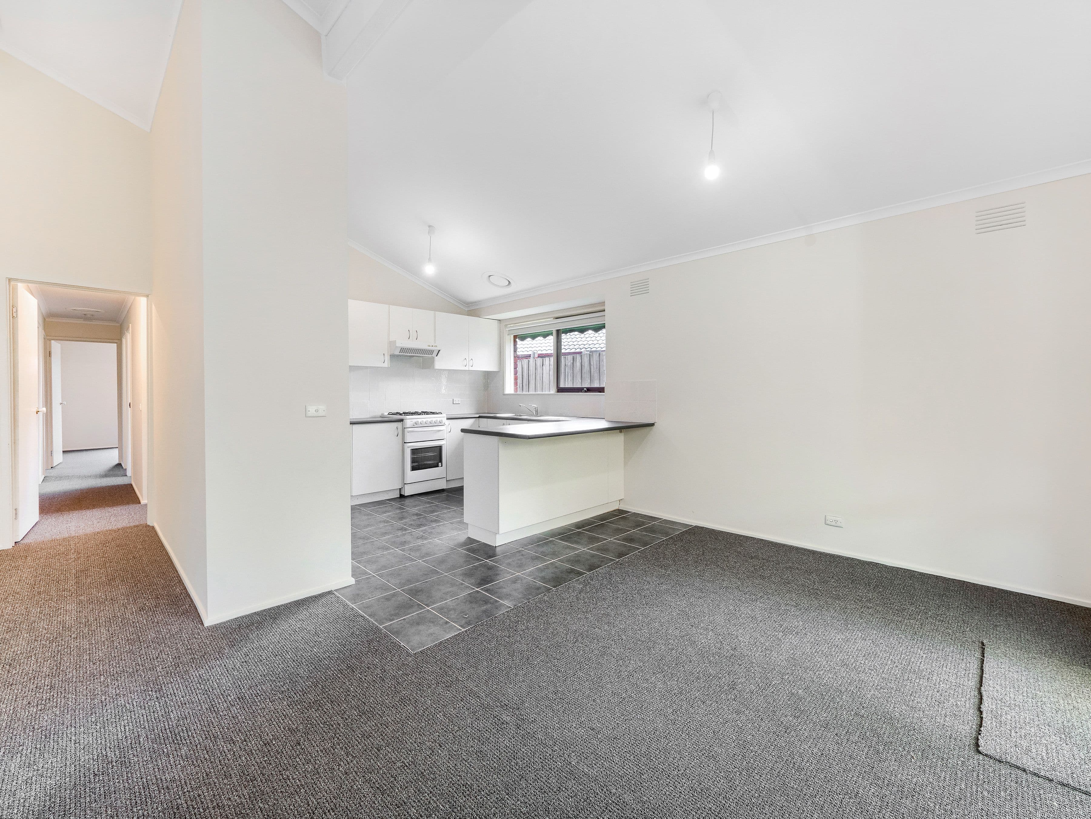 38 Wallace Road, Cranbourne VIC 3977, Cranbourne - Thumbnail 5
