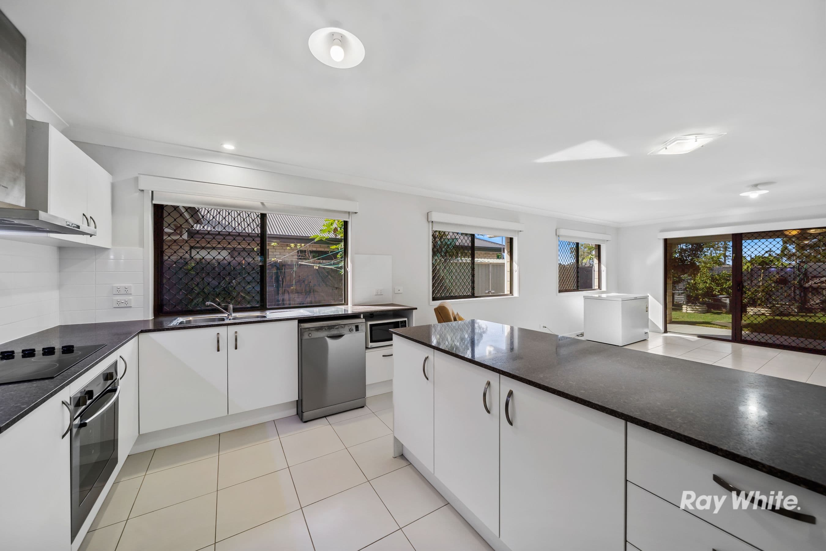 34 Cobblestone Avenue, Logan Reserve QLD 4133, Logan Reserve - Thumbnail 4