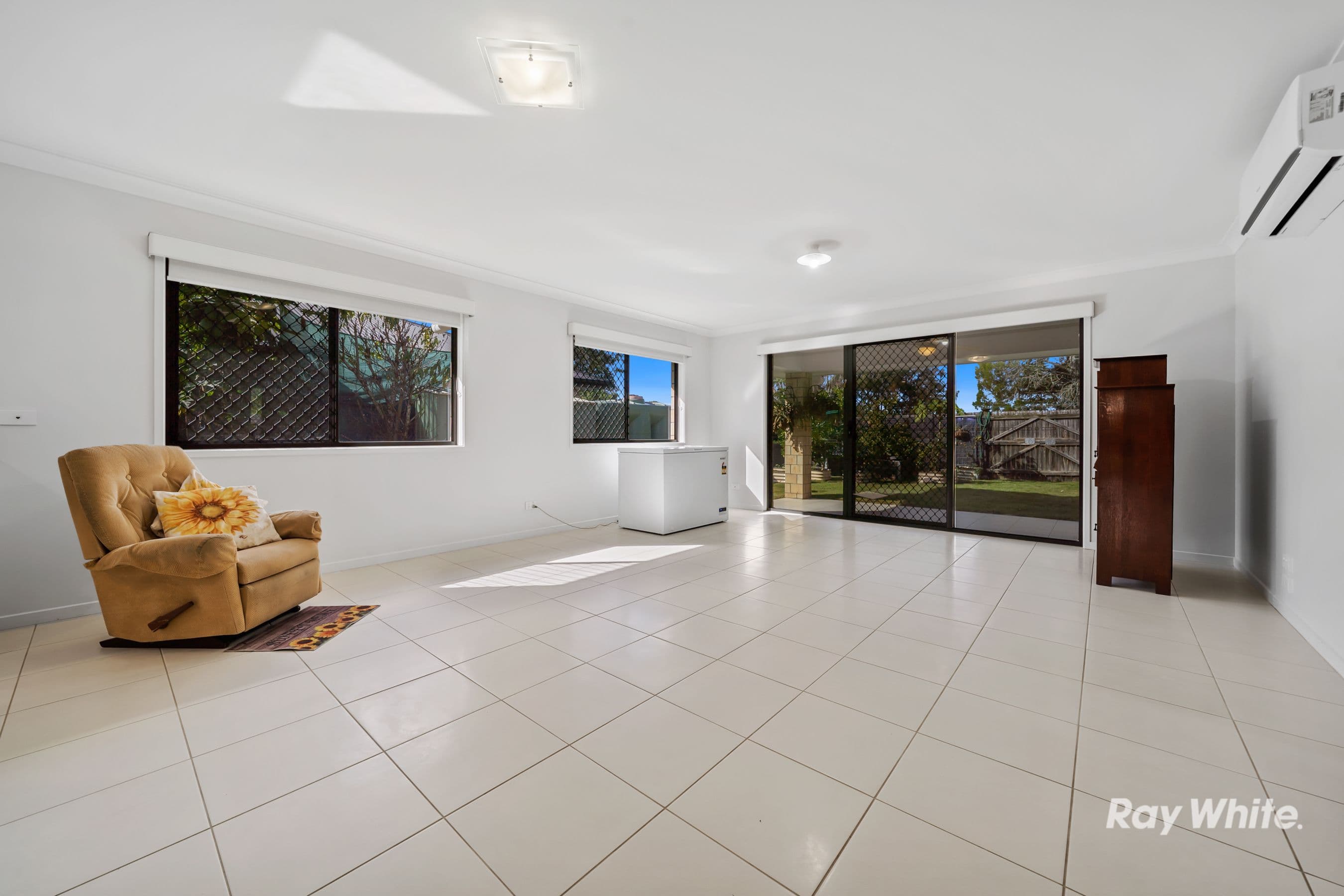34 Cobblestone Avenue, Logan Reserve QLD 4133, Logan Reserve - Thumbnail 5