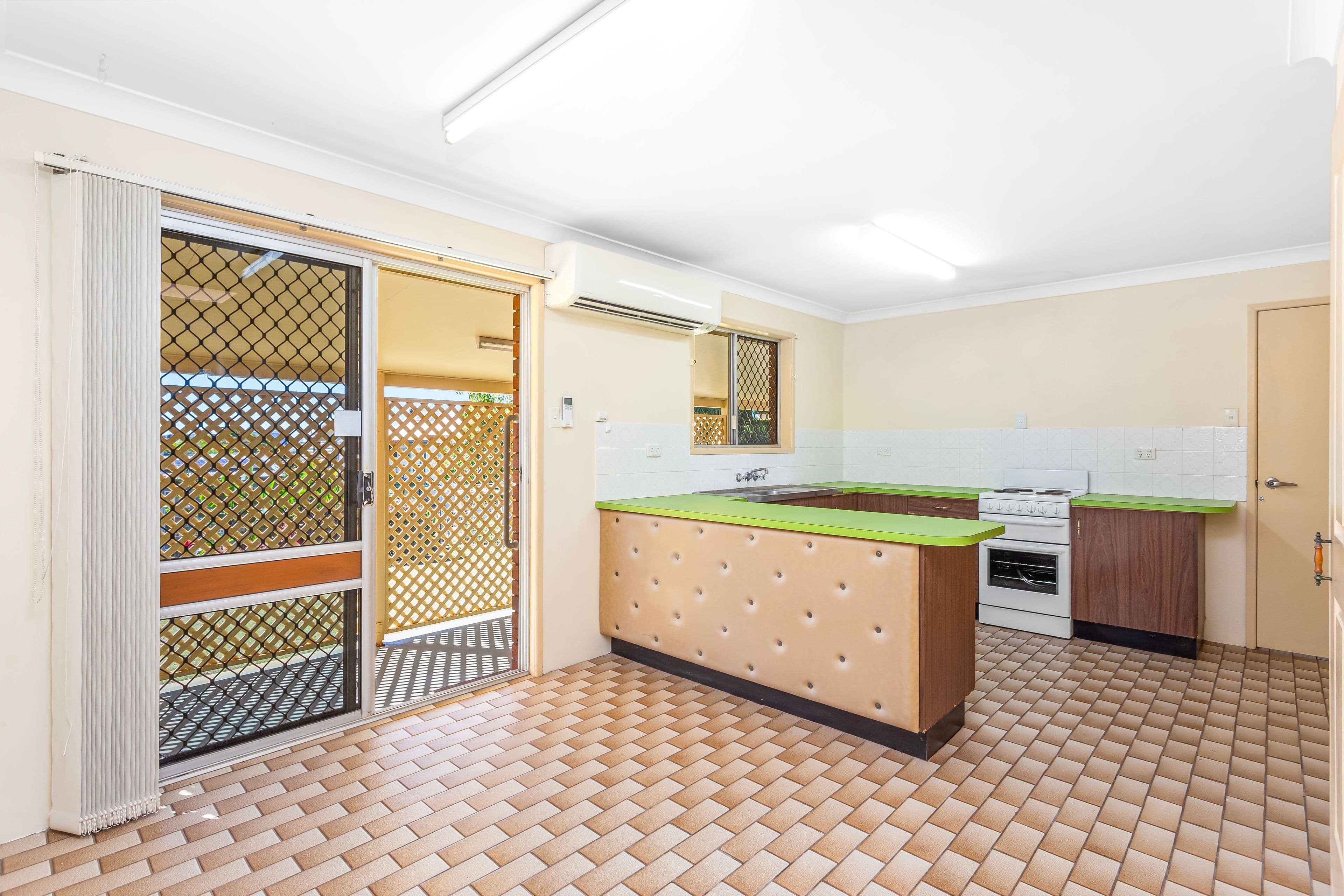 29 Meikleville Street, Meikleville Hill QLD 4703, Meikleville Hill - Thumbnail 4