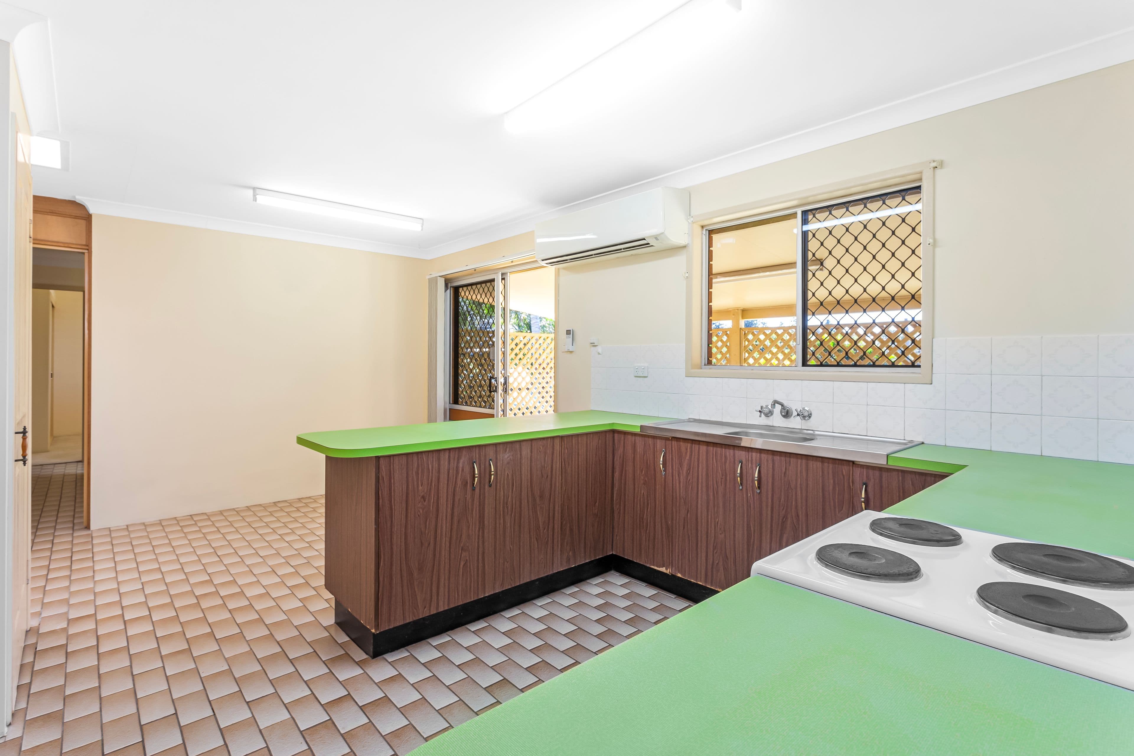29 Meikleville Street, Meikleville Hill QLD 4703, Meikleville Hill - Thumbnail 5