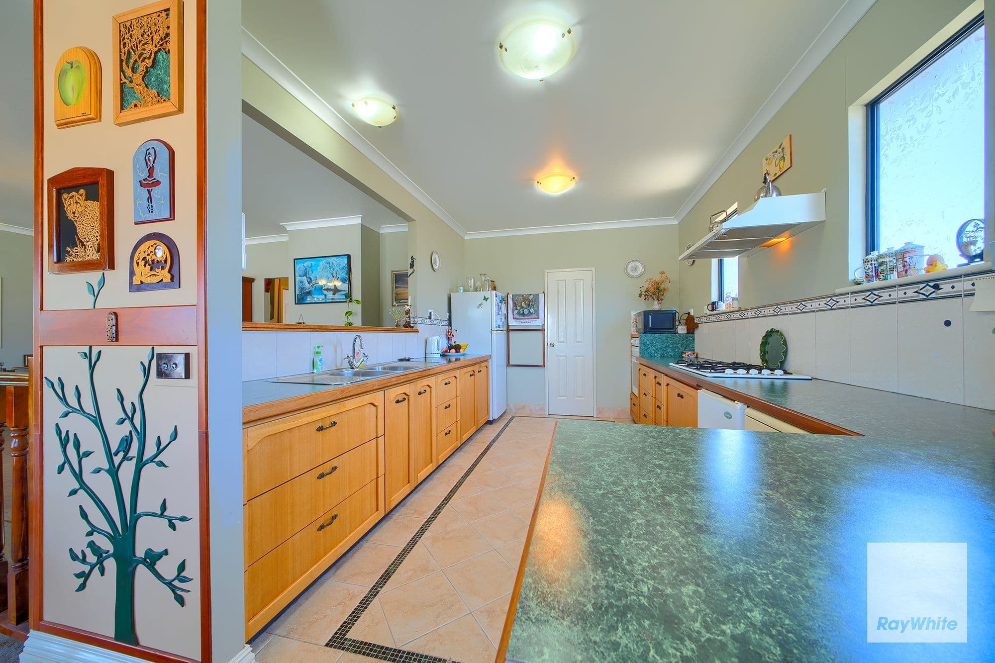 29 Ardeana Crescent, Yakamia WA 6330, Yakamia - Thumbnail 3