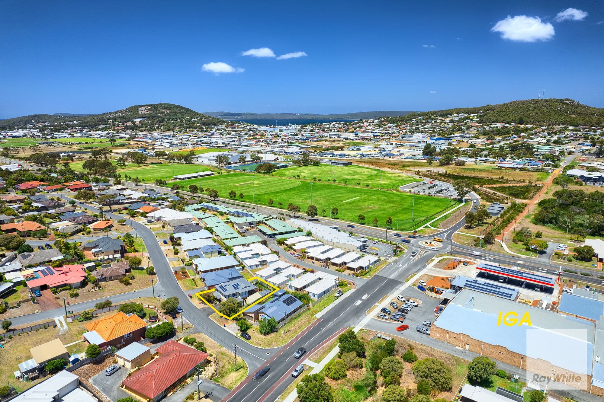 29 Ardeana Crescent, Yakamia WA 6330, Yakamia - Thumbnail 4