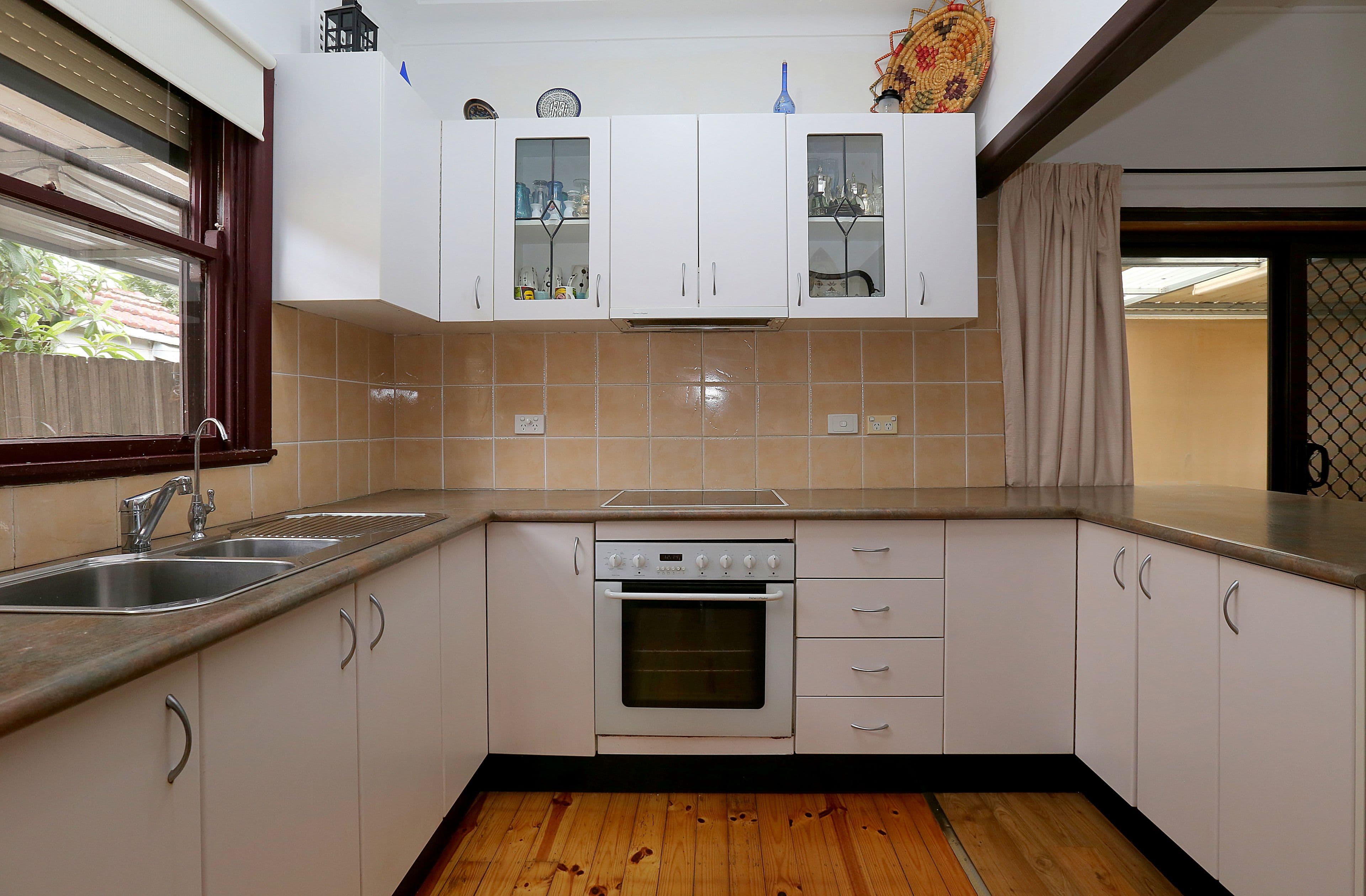 34 Daphne Avenue, Bankstown - Thumbnail 3