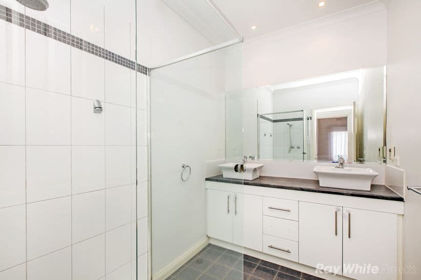 24 Horton Street, Reservoir VIC 3073, Reservoir - Thumbnail 6