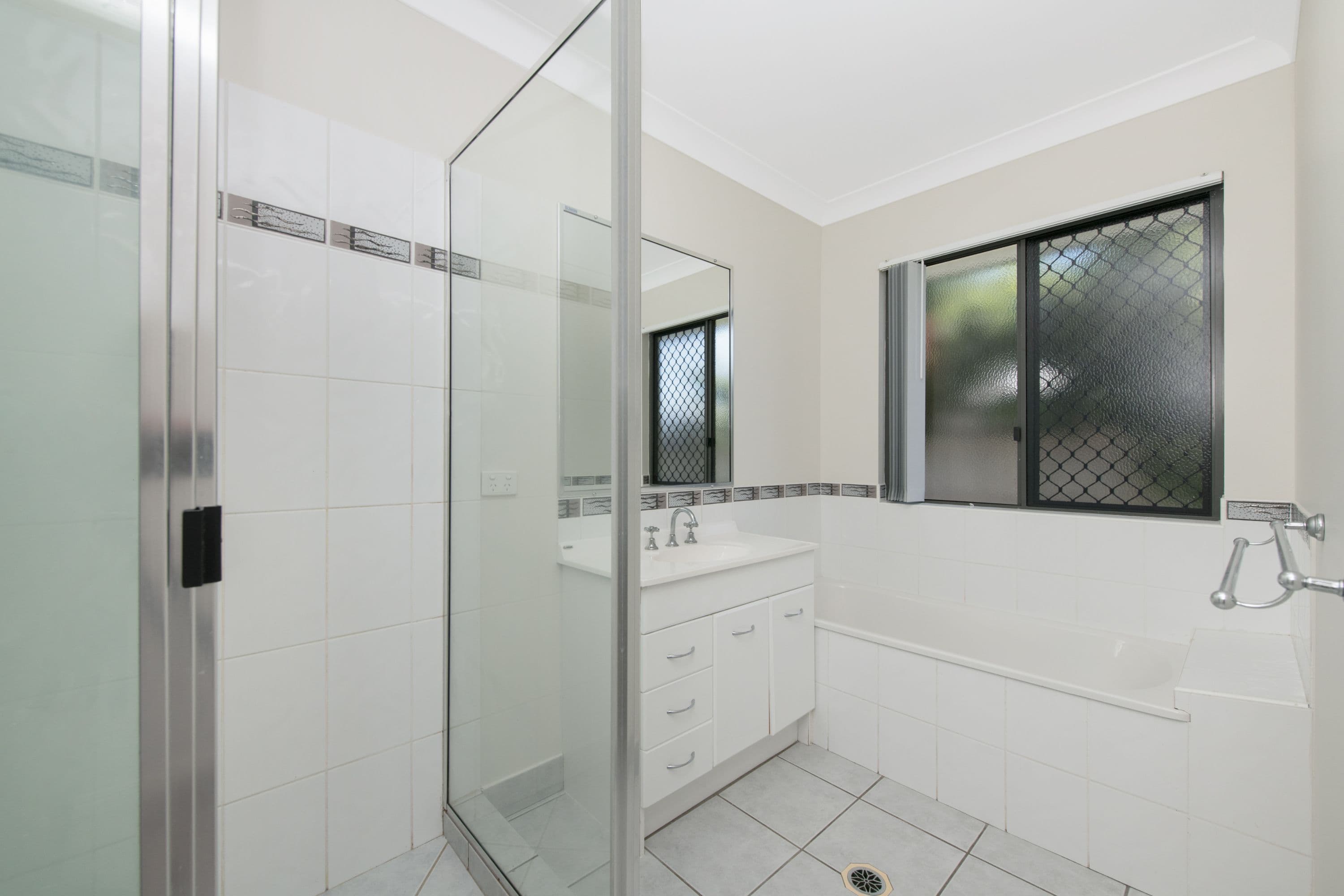 8 Moor Court, Kelso QLD 4815, Kelso - Thumbnail 7