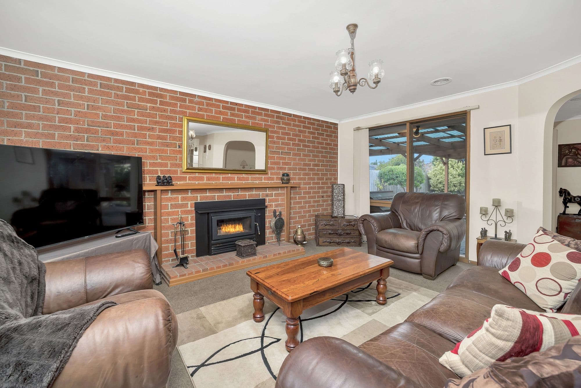 6 Vernon Court, Hoppers Crossing VIC 3029, Hoppers Crossing - Thumbnail 2