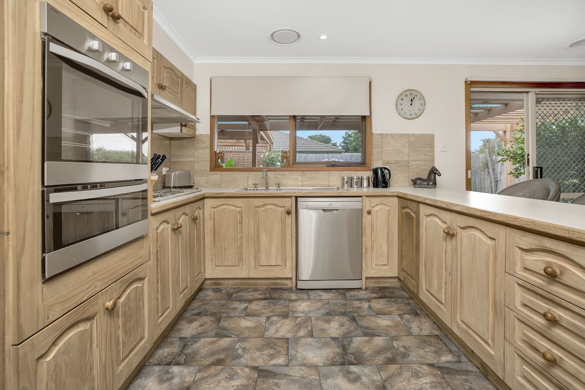 6 Vernon Court, Hoppers Crossing VIC 3029, Hoppers Crossing - Thumbnail 5