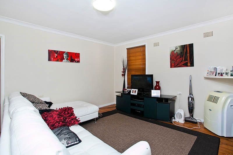9 Hogarth Avenue, MOUNT WARRIGAL NSW 2528, Mount Warrigal - Thumbnail 4