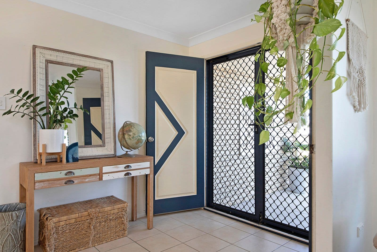 8 Driftwood Drive, Rosslyn QLD 4703, Rosslyn - Thumbnail 3