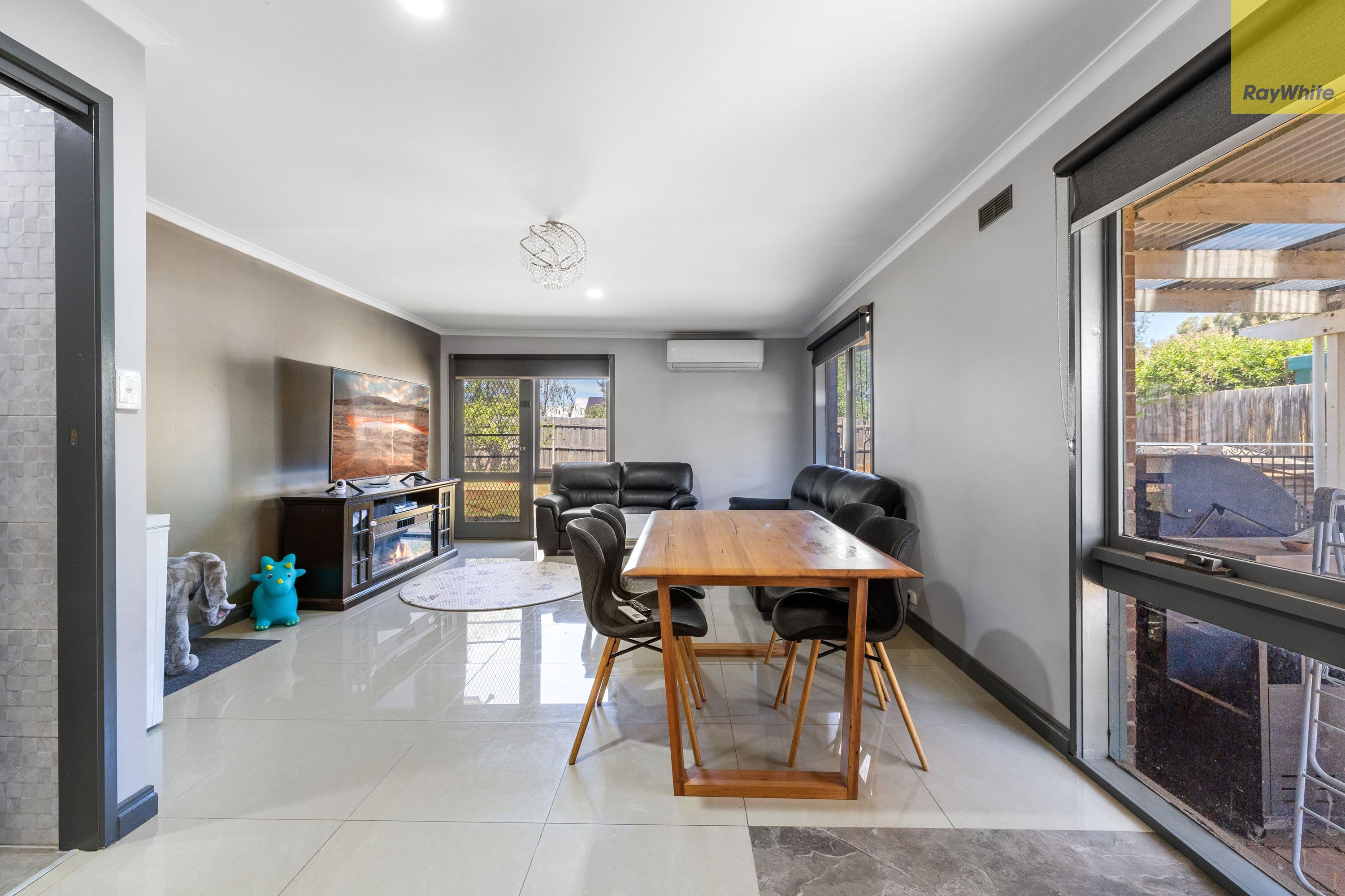 38 Riddle Drive, Melton VIC 3337, Melton - Thumbnail 6