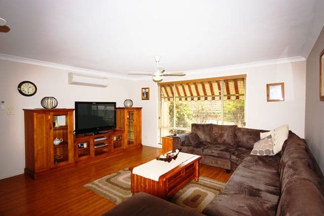 7 Cassinia Place, MOUNT ANNAN NSW 2567, Mount Annan - Thumbnail 7