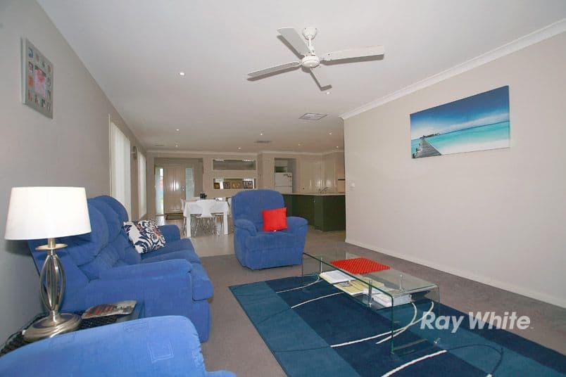 6 Maddock Drive, CRANBOURNE VIC 3977, Cranbourne East - Thumbnail 6
