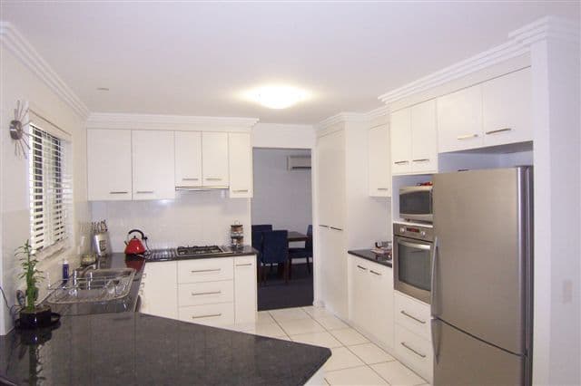 17 Bellara Drive, HARRISTOWN QLD 4350, Harristown - Thumbnail 4