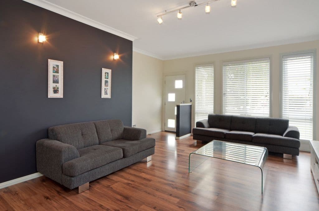 9 David Avenue, Oak Flats - Thumbnail 2
