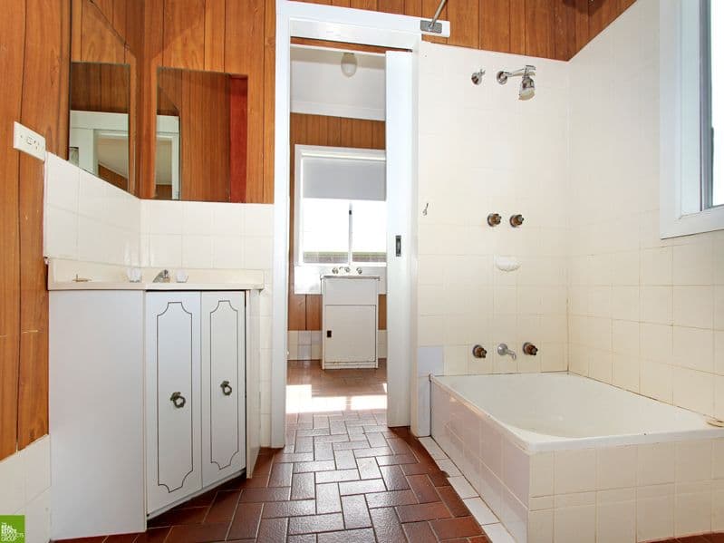118 Ocean Street, Mount Saint Thomas NSW 2500, Mount Saint Thomas - Thumbnail 6