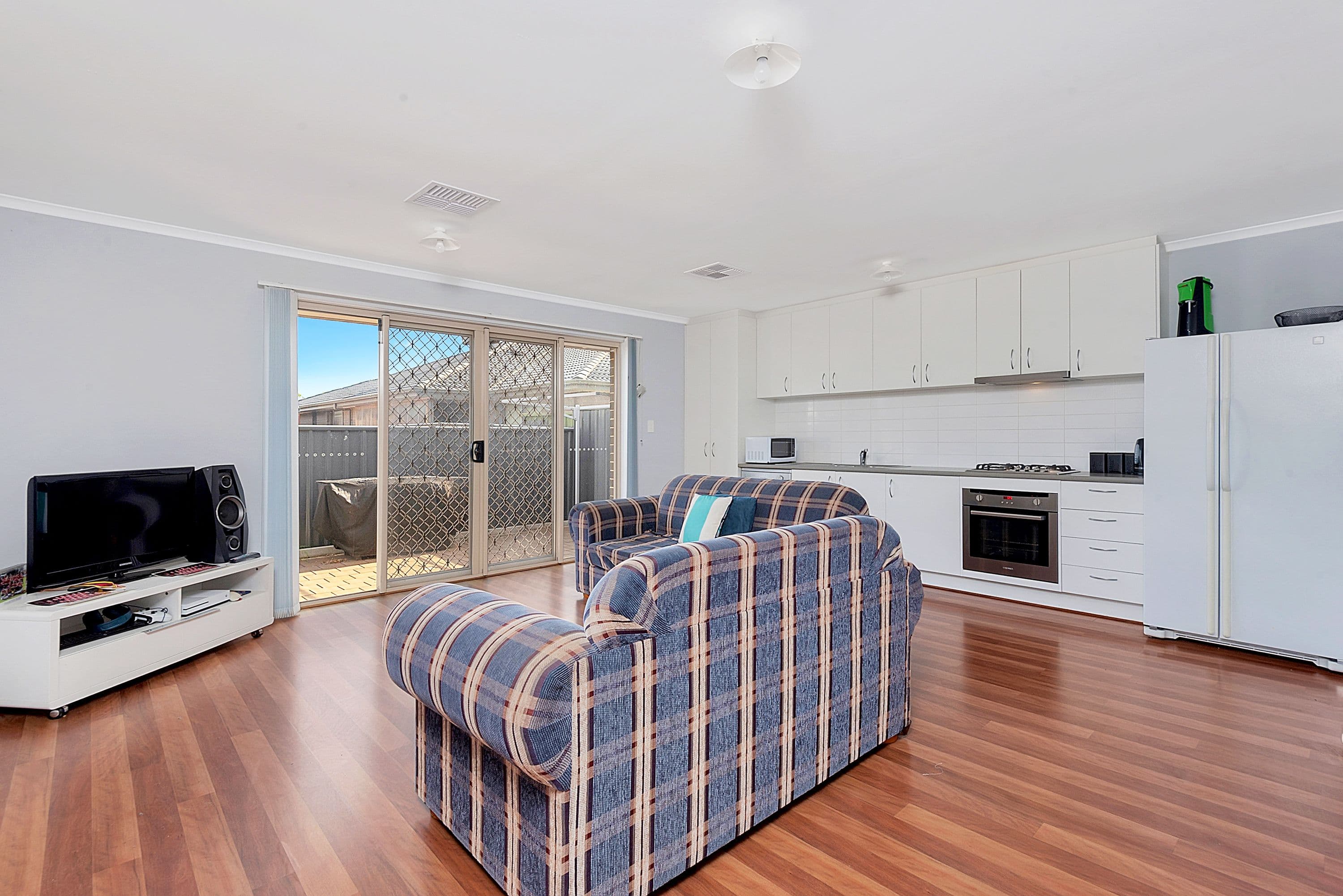 8 Torrens Street, Andrews Farm SA 5114, Andrews Farm - Thumbnail 2