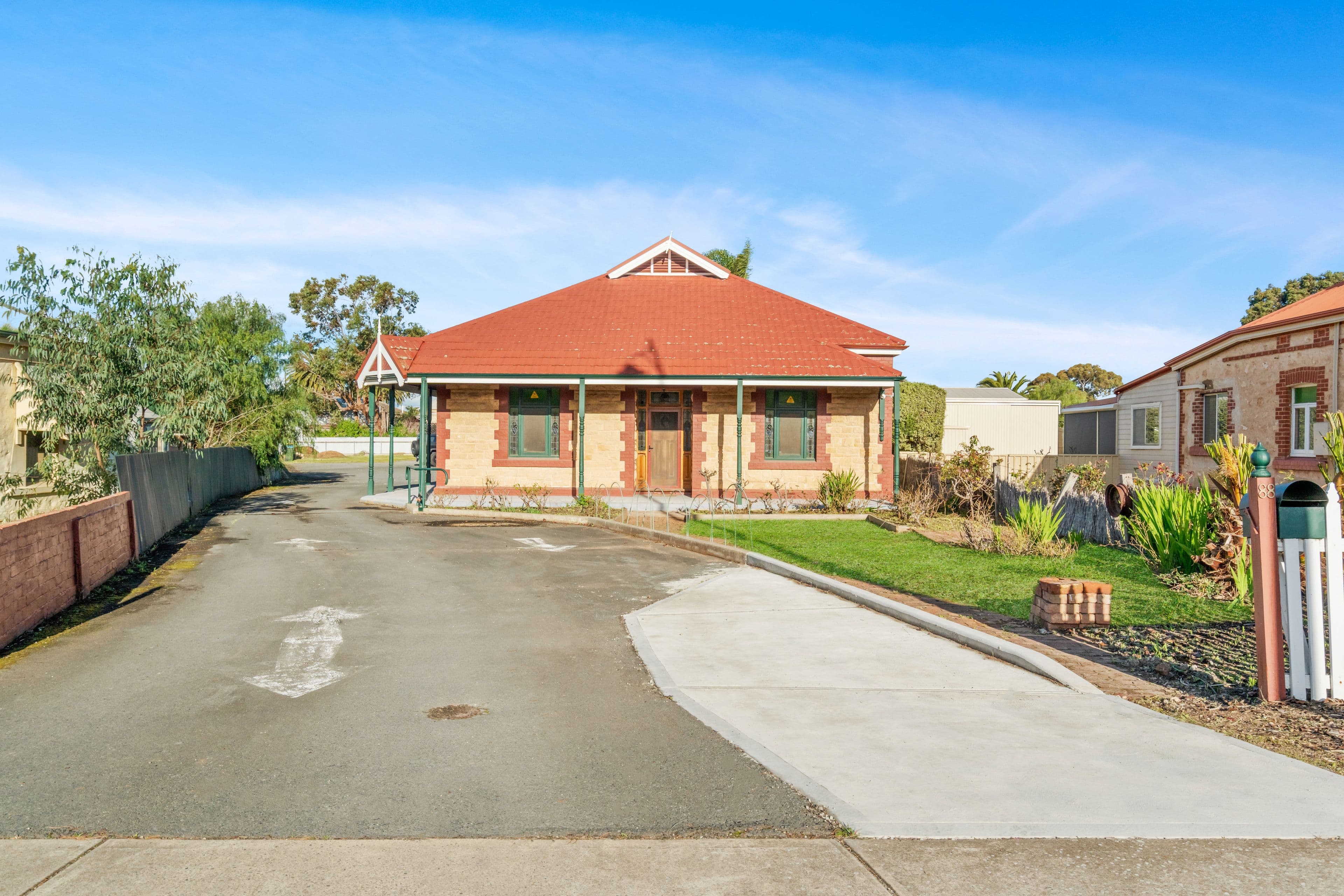 88 Adelaide Road, Murray Bridge SA 5253, Murray Bridge - Thumbnail 2