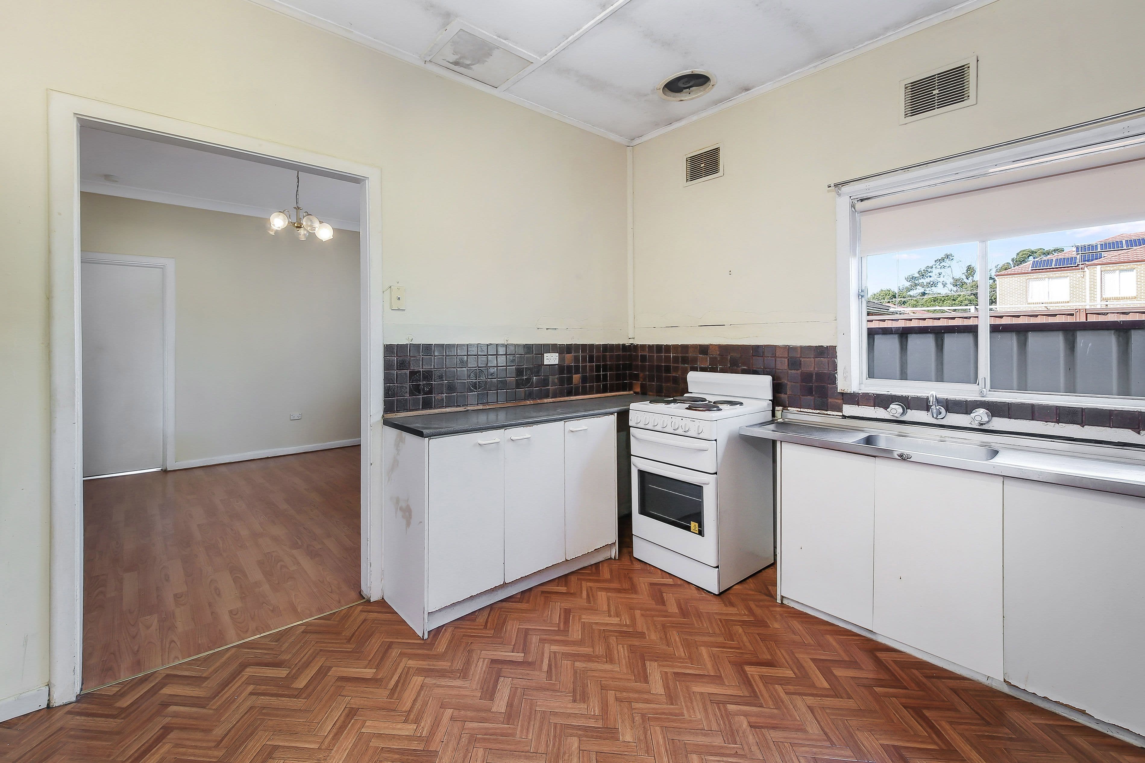 9 Tomki Street, Carramar NSW 2163, Carramar - Thumbnail 3