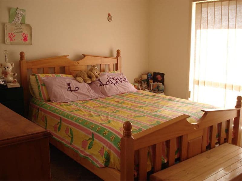 10 Madeline Street, TORQUAY QLD 4655, Torquay - Thumbnail 6