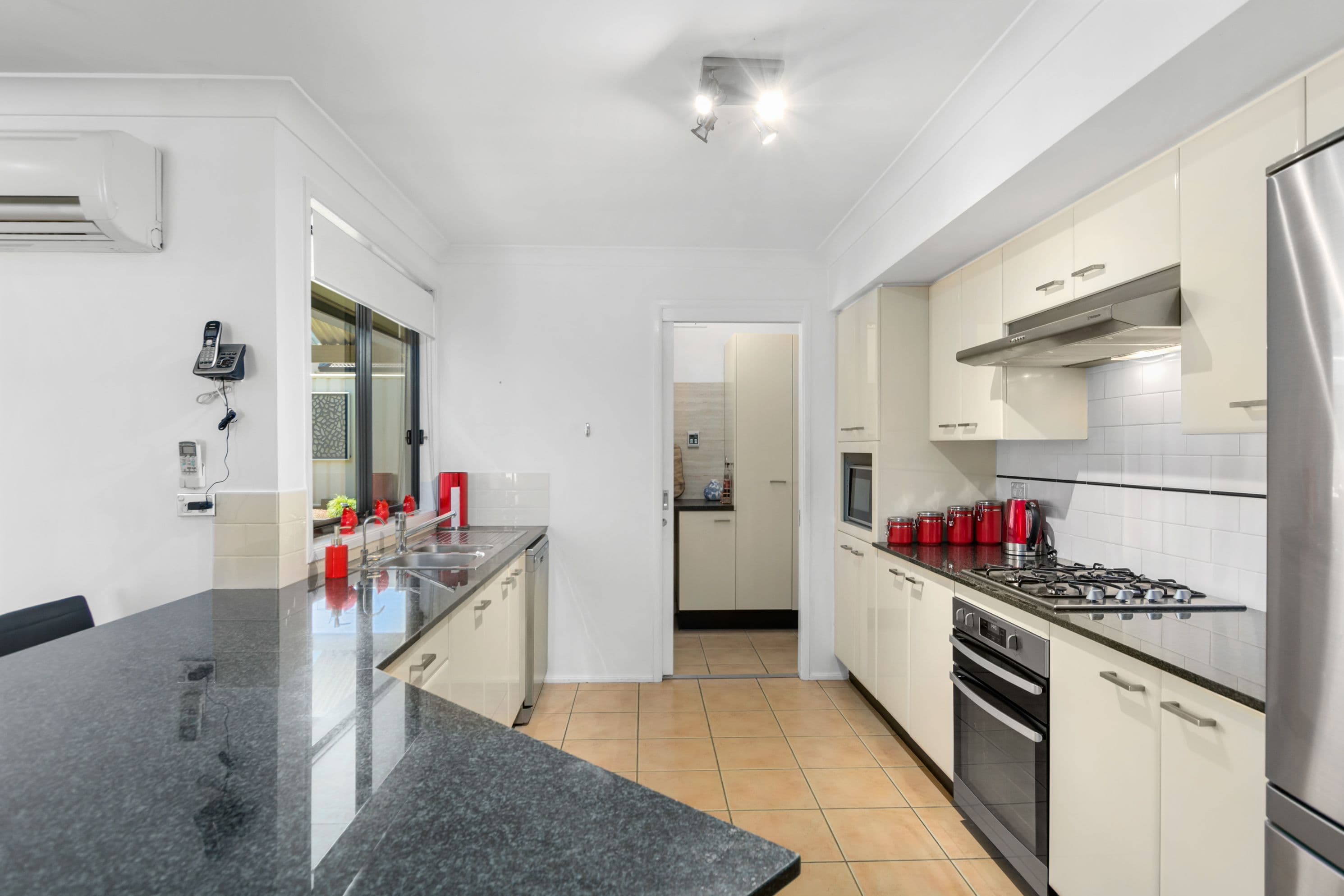 18 Boddington Way, Horsley - Thumbnail 3