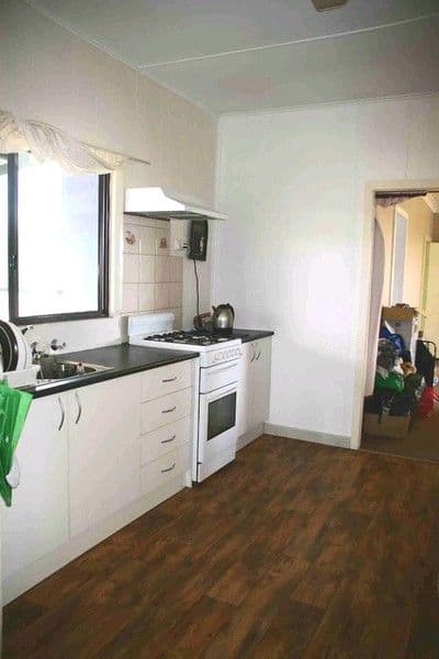 24 Brewarinna Street, RENMARK SA 5341, Renmark North - Thumbnail 3